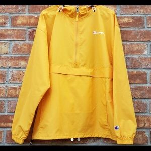 ❌Sold ❌Yellow Champion windbreaker